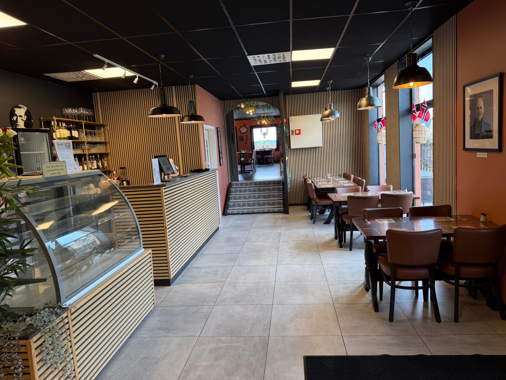 Milano Pizzeria Knarvik 5